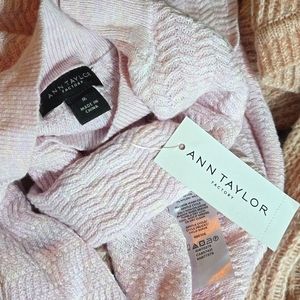 NWT Ann Taylor Palest Pink Long Tunic Length Cotton Blend Sweater Mock Neck M